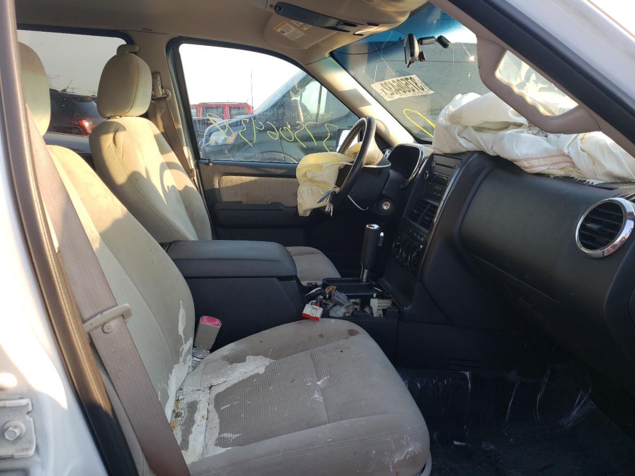 Photo 5 from auction – 2008 FORD EXPLORER X with VIN 1FMEU73818UA88755