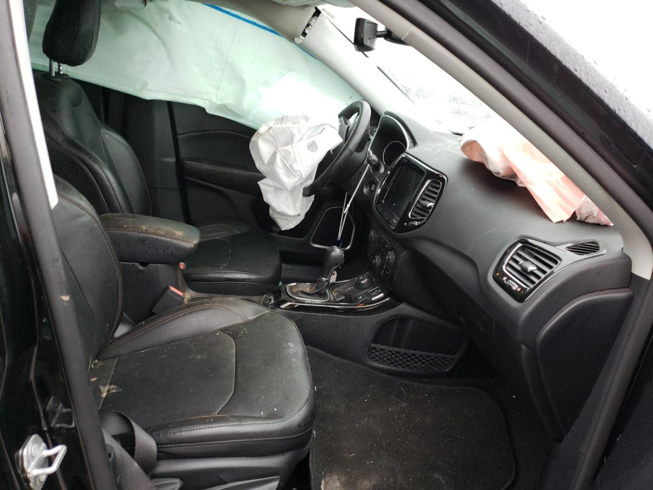 Photo 5 from auction – 2020 JEEP COMPASS LI with VIN 3C4NJDCB9LT196518