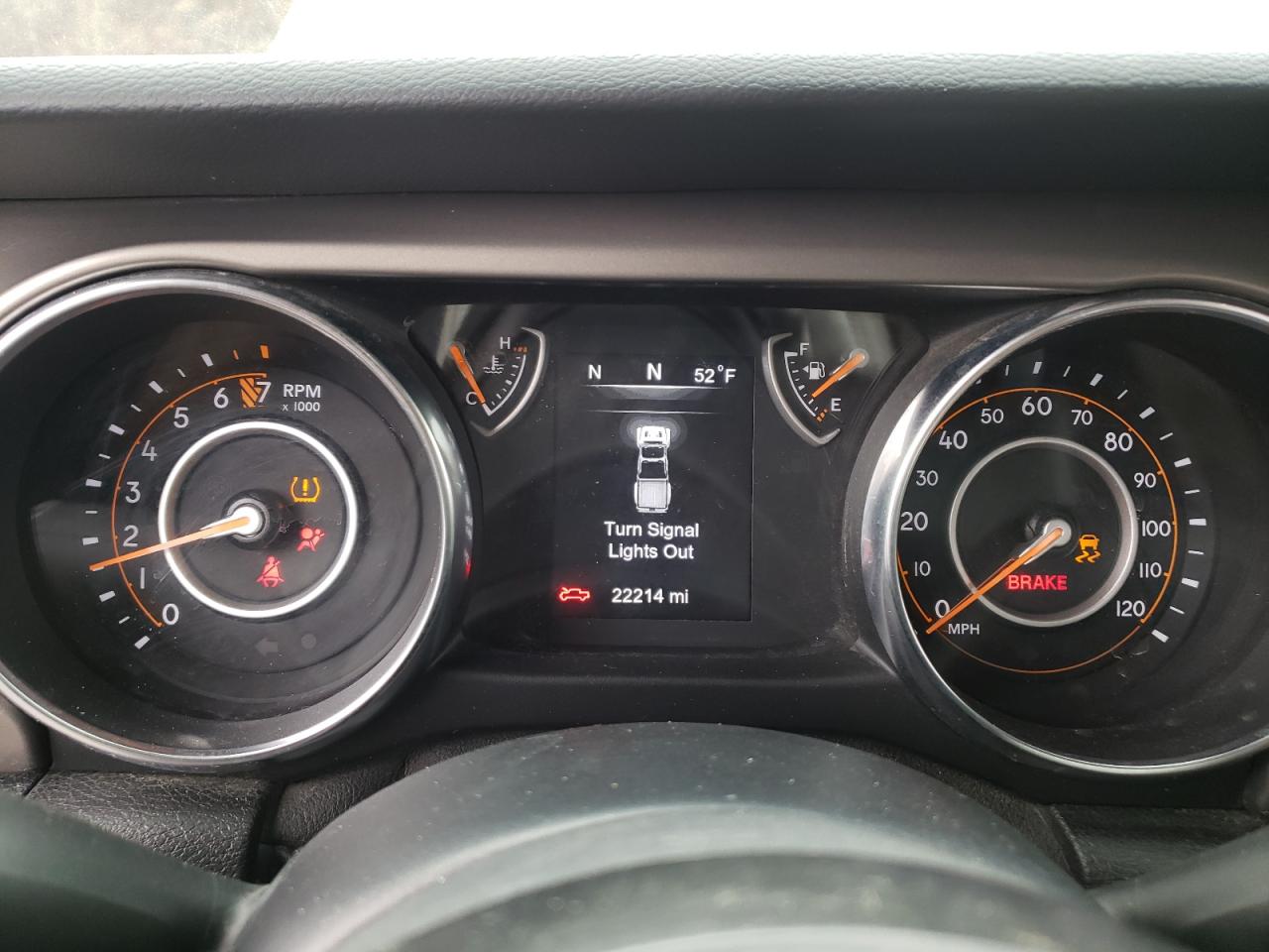 Photo 8 from auction – 2020 JEEP GLADIATOR with VIN 1C6HJTAG7LL205306