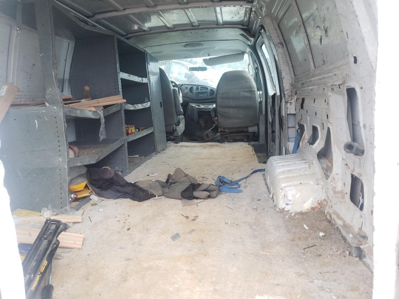Photo 6 from auction – 2005 FORD ECONOLINE with VIN 1FTNS24W55HB25658