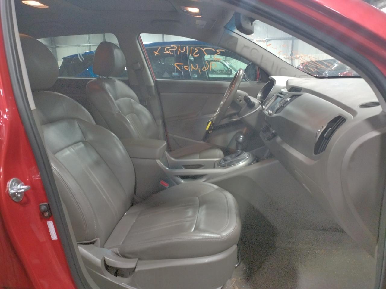 Photo 5 from auction – 2011 KIA SPORTAGE E with VIN KNDPC3A26B7109869