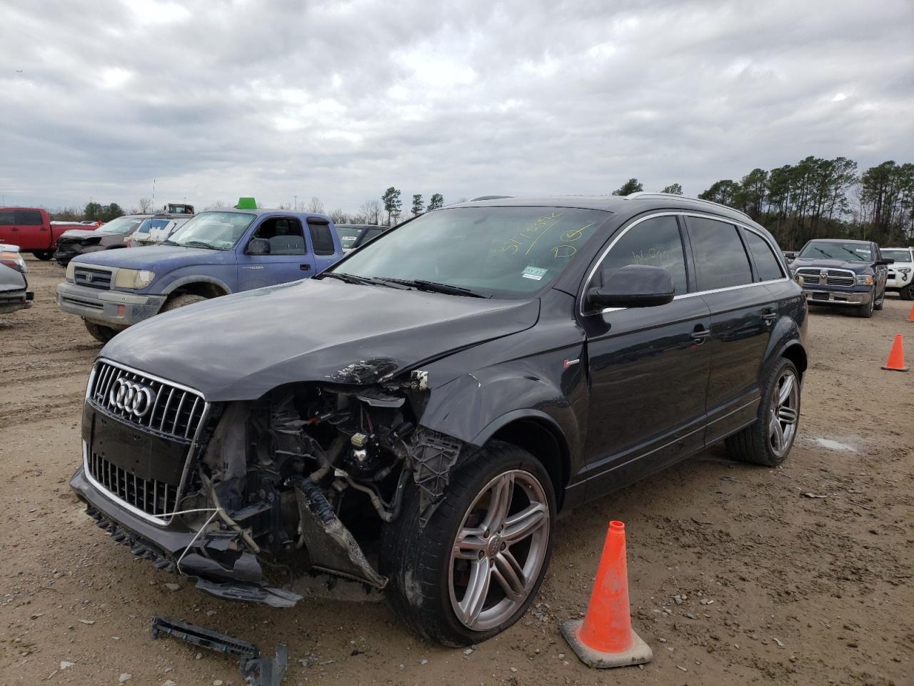 Photo 2 from auction – 2014 AUDI Q7 PRESTIG with VIN WA1DGAFE0ED009510