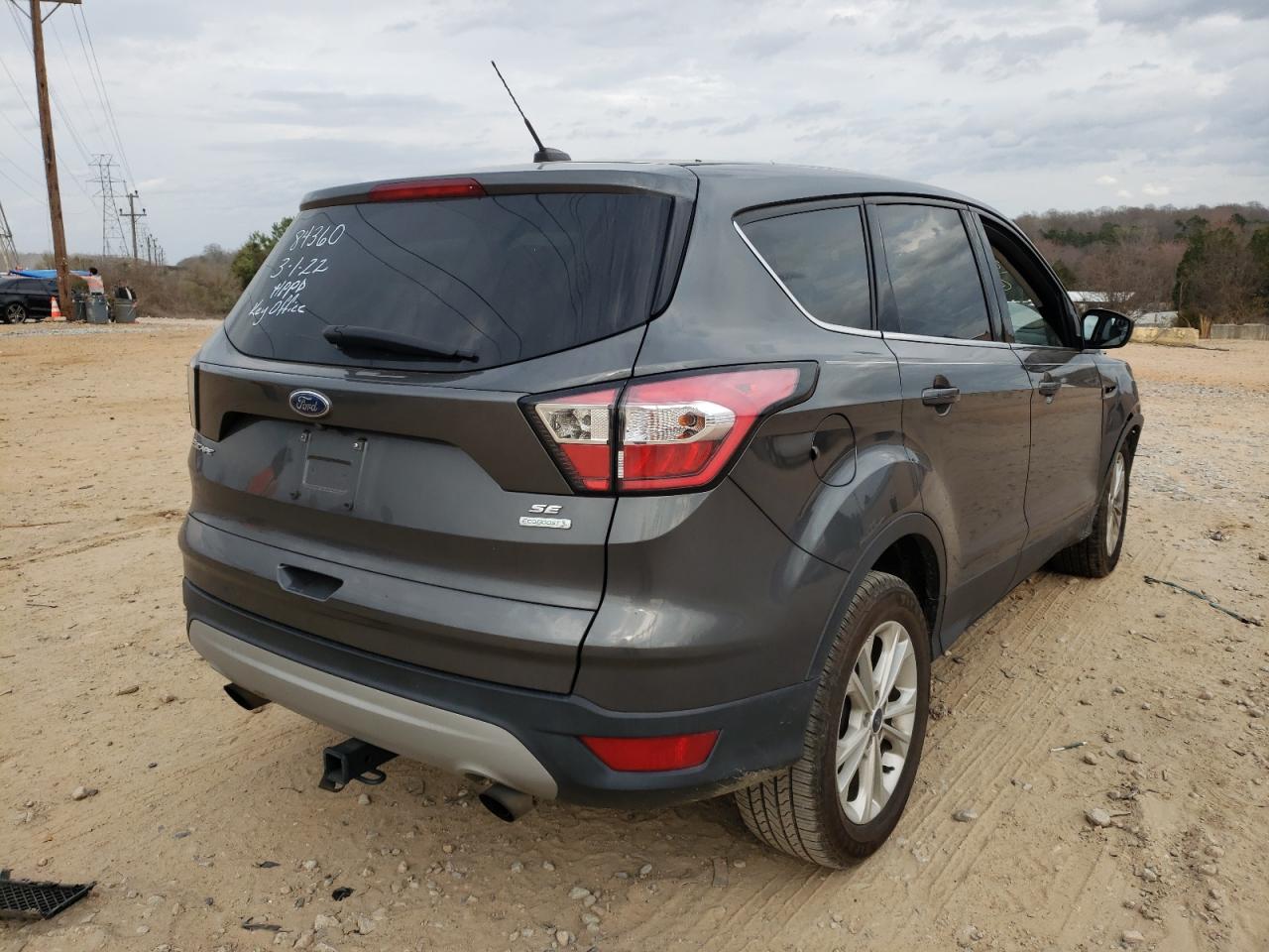 Photo 4 from auction – 2017 FORD ESCAPE SE with VIN 1FMCU0GD4HUC59293