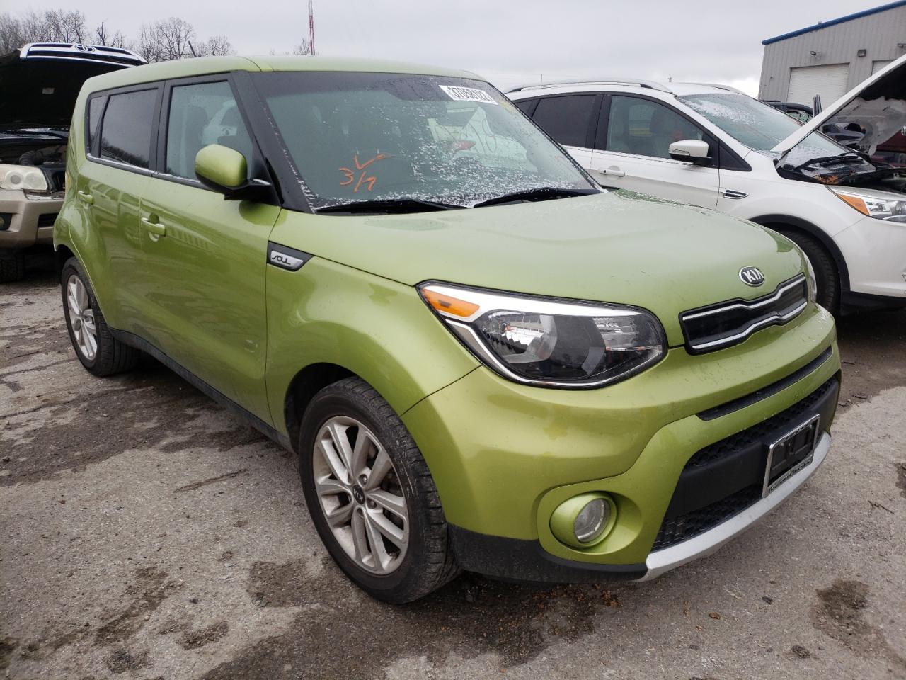 KIA SOUL + 2017 with VIN KNDJP3A53H7879413 - Photo from auction