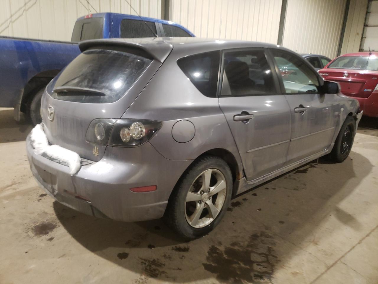 Photo 4 from auction – 2006 MAZDA 3 HATCHBAC with VIN JM1BK143761468405