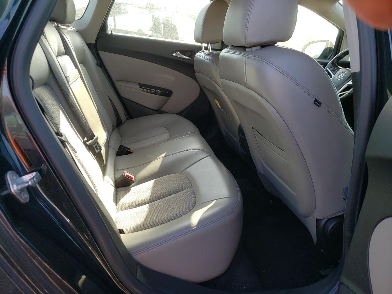 Photo 6 from auction – 2013 BUICK VERANO with VIN 1G4PP5SK6D4147696
