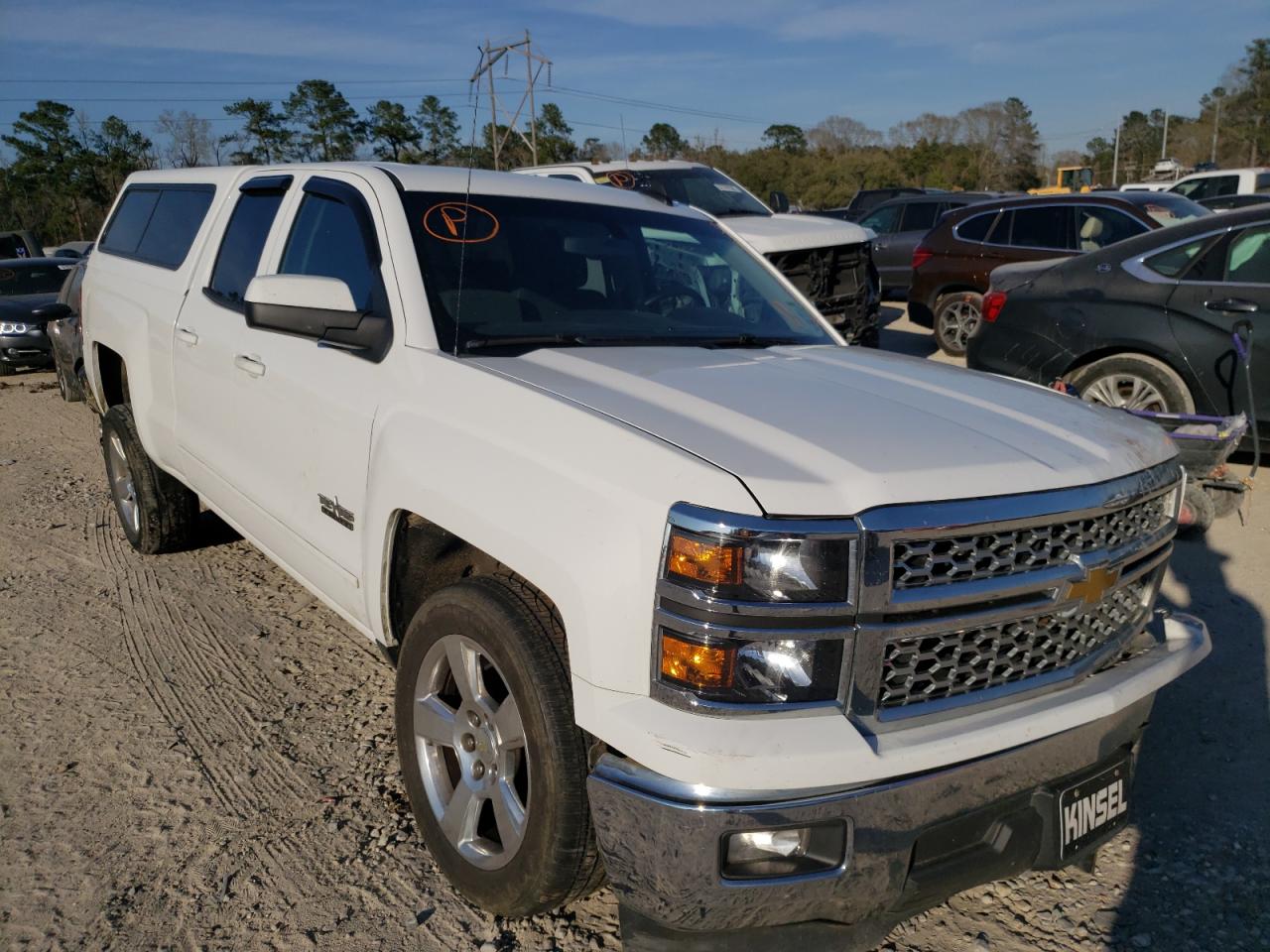 CHEVROLET SILVERADO 2015 with VIN 1GCRCREC0FZ159854 - Photo from auction