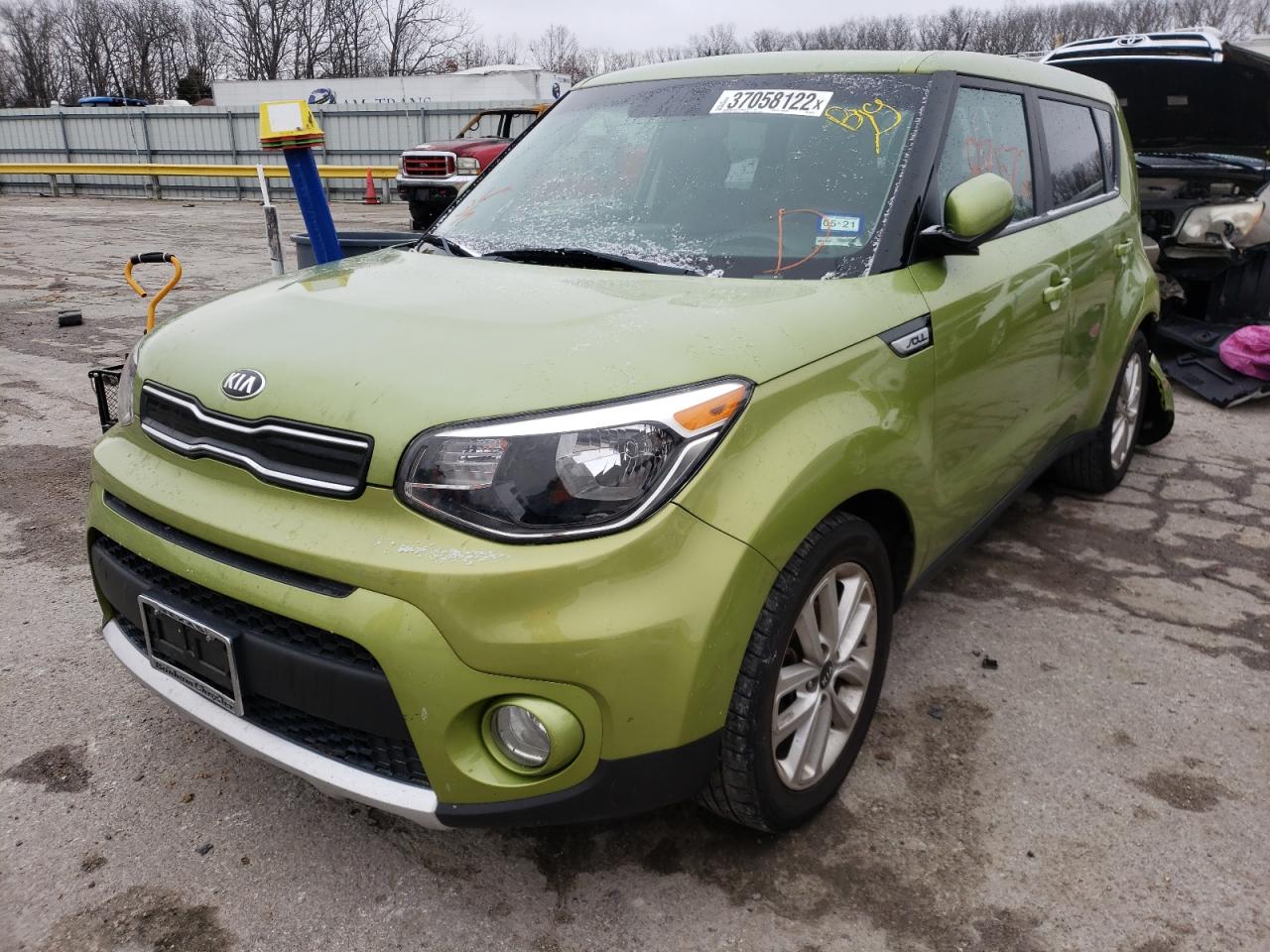Photo 2 from auction – 2017 KIA SOUL + with VIN KNDJP3A53H7879413