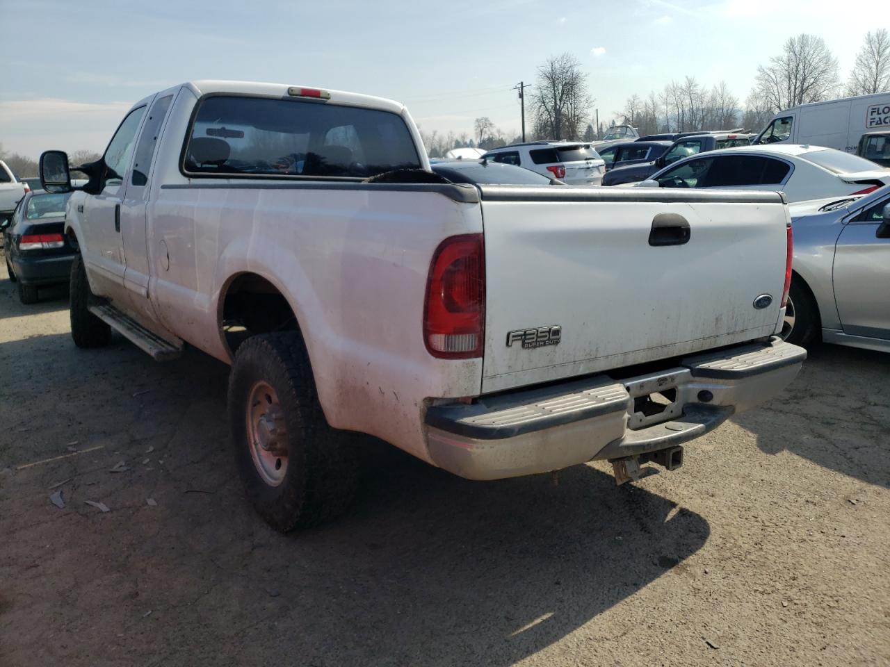 Photo 3 from auction – 2001 FORD F250 SUPER with VIN 1FTNX21L41EC29677