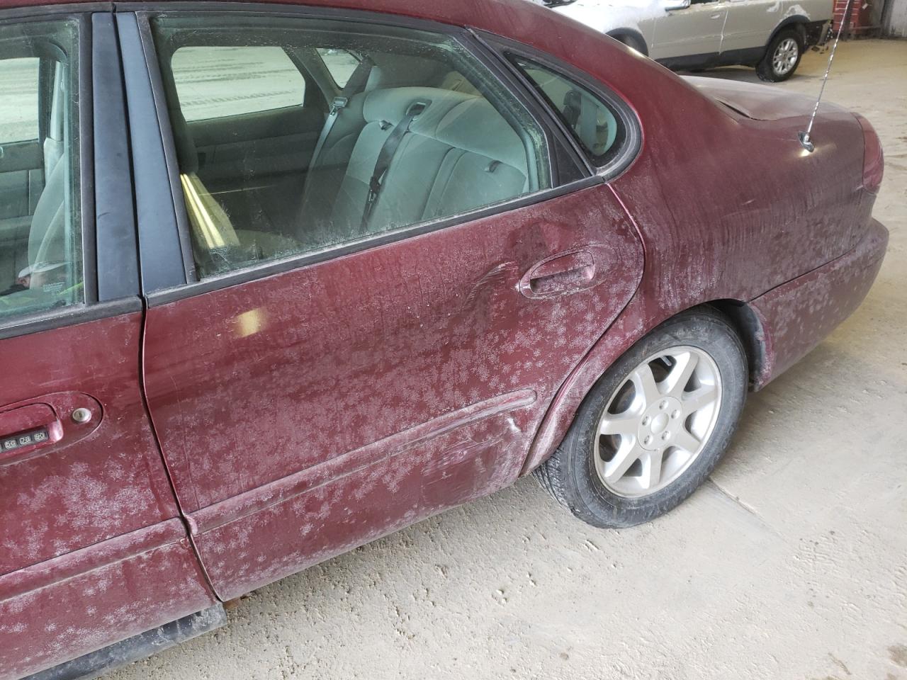 Photo 9 from auction – 2006 FORD TAURUS SEL with VIN 1FAFP56U56A236651