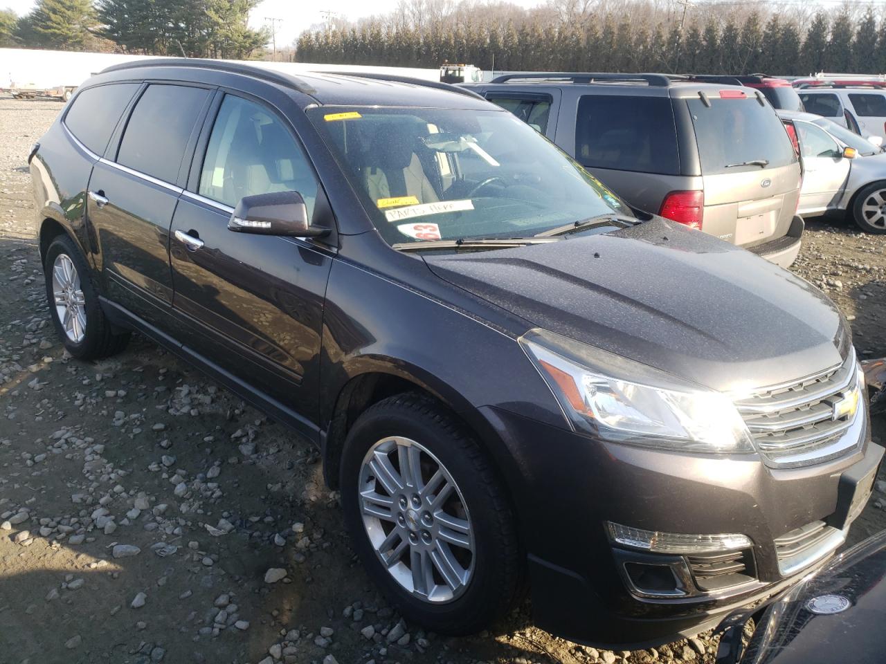 CHEVROLET TRAVERSE L 2015 with VIN 1GNKRGKD7FJ332096 - Photo from auction