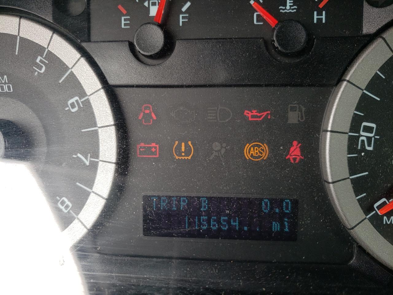 Photo 8 from auction – 2012 FORD ESCAPE LIM with VIN 1FMCU0EG0CKB53439