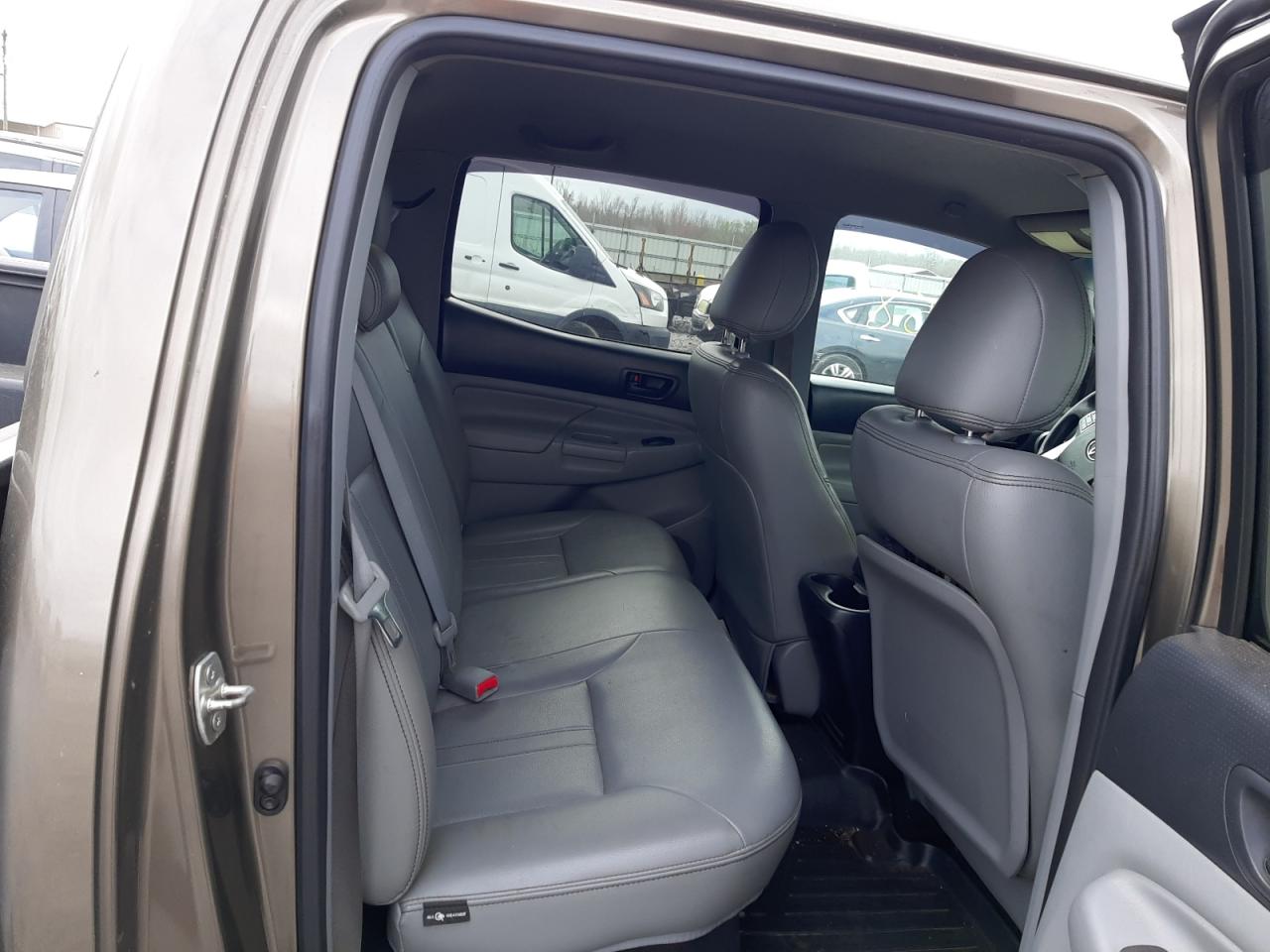 Photo 6 from auction – 2012 TOYOTA TACOMA DOU with VIN 3TMLU4EN2CM093988