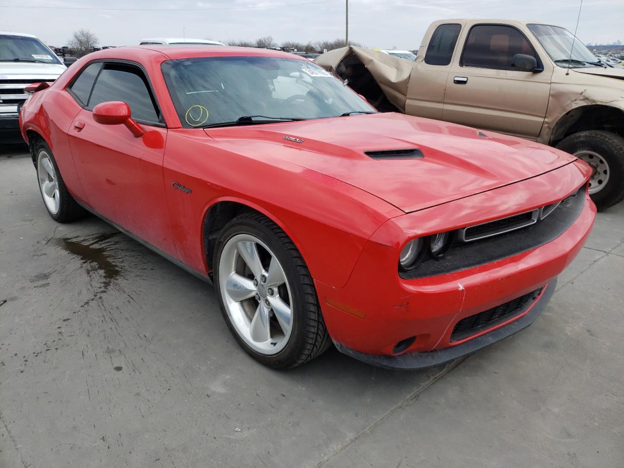 DODGE CHALLENGER 2015 with VIN 2C3CDZBT1FH709283 - Photo from auction