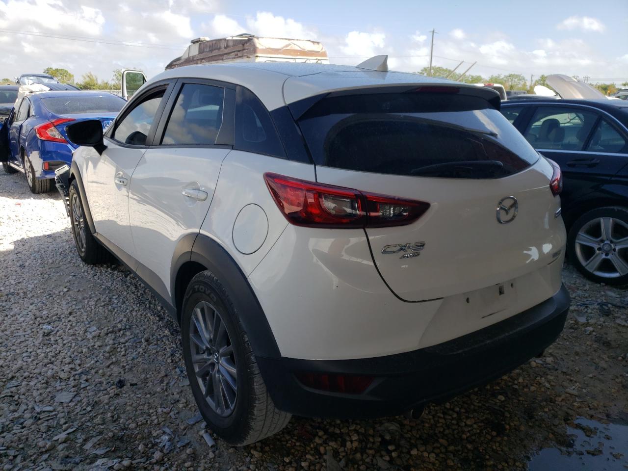 Zdjęcie 3 z aukcji – 2017 MAZDA CX-3 TOURI z VIN JM1DKFC75H0159471