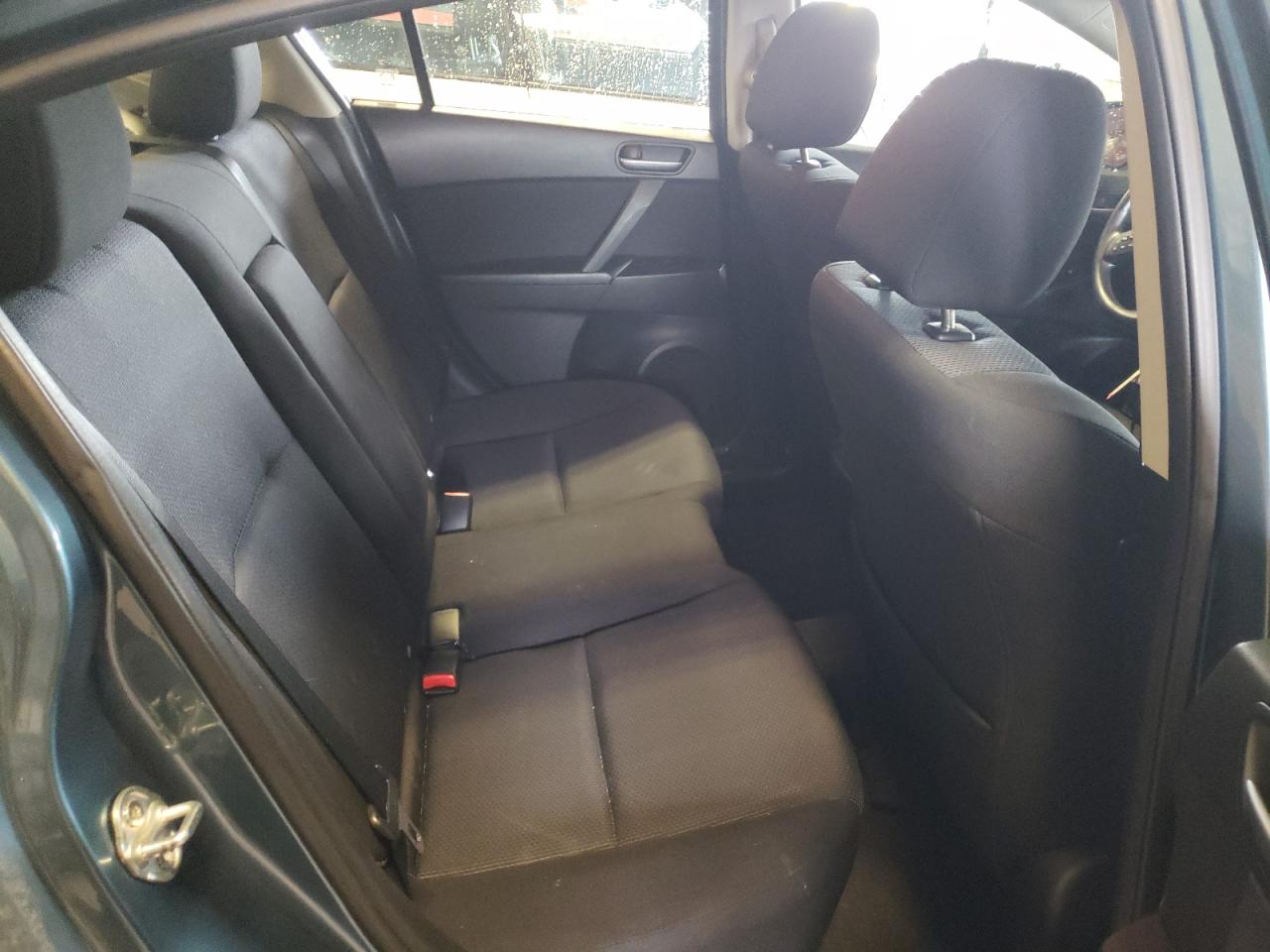 Photo 6 from auction – 2011 MAZDA 3 I with VIN JM1BL1VF6B1389243