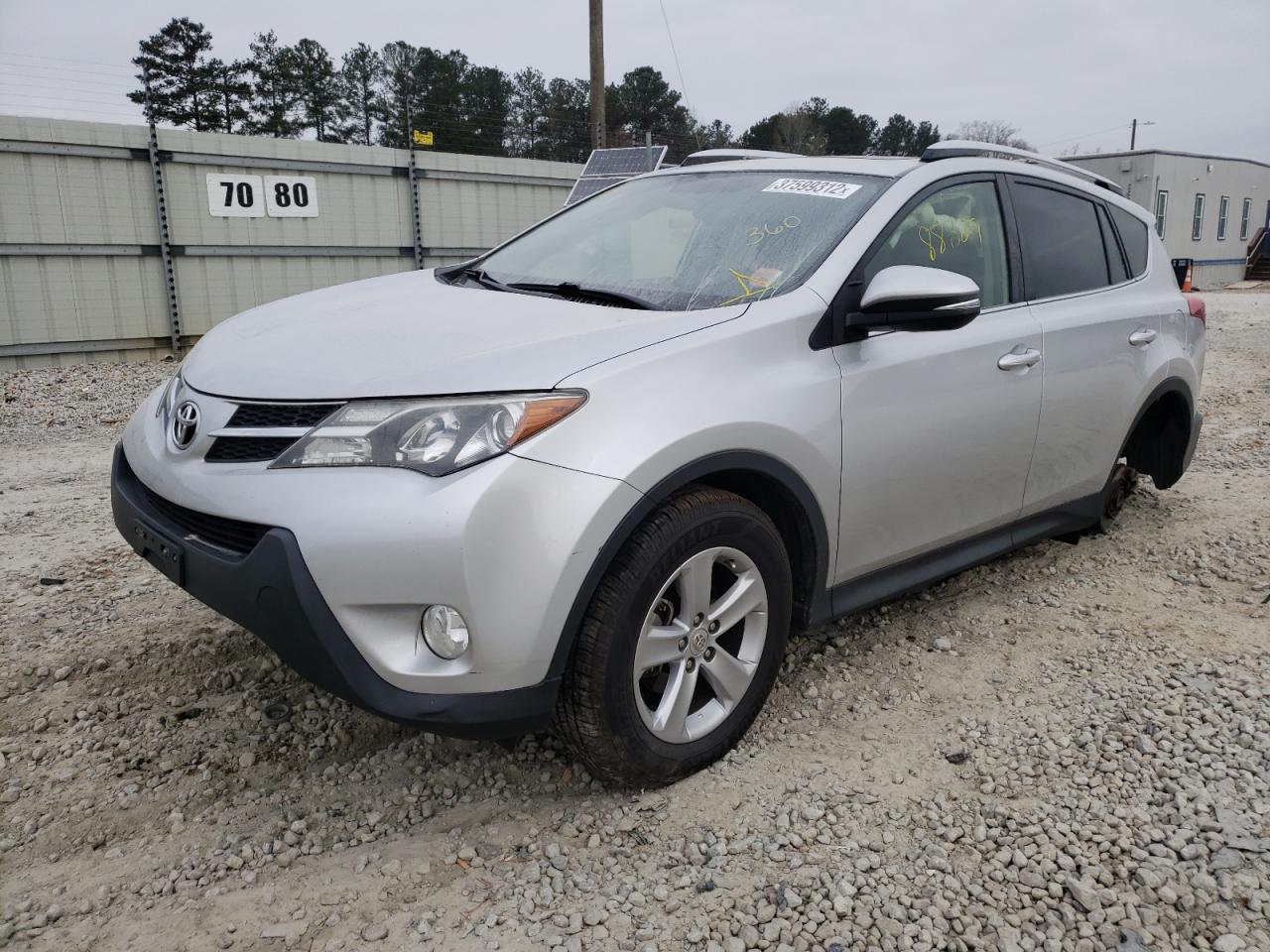 Photo 2 from auction – 2014 TOYOTA RAV4 XLE with VIN JTMWFREV7ED036303