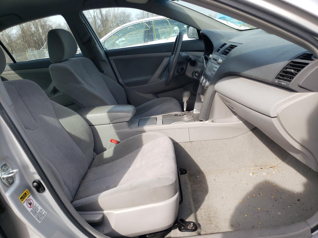 Photo 5 from auction – 2011 TOYOTA CAMRY BASE with VIN 4T1BF3EK8BU756525