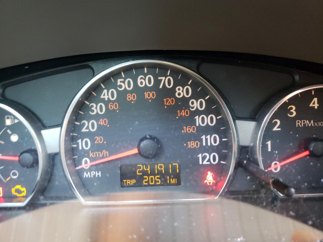 Photo 8 from auction – 2005 SATURN ION LEVEL with VIN 1G8AJ52F85Z160737