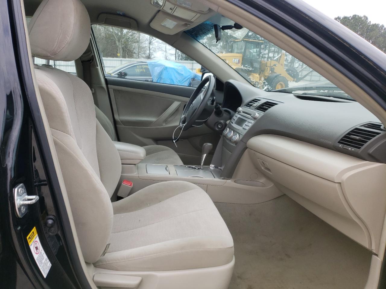 Photo 5 from auction – 2010 TOYOTA CAMRY with VIN 4T1BF3EK3AU546087