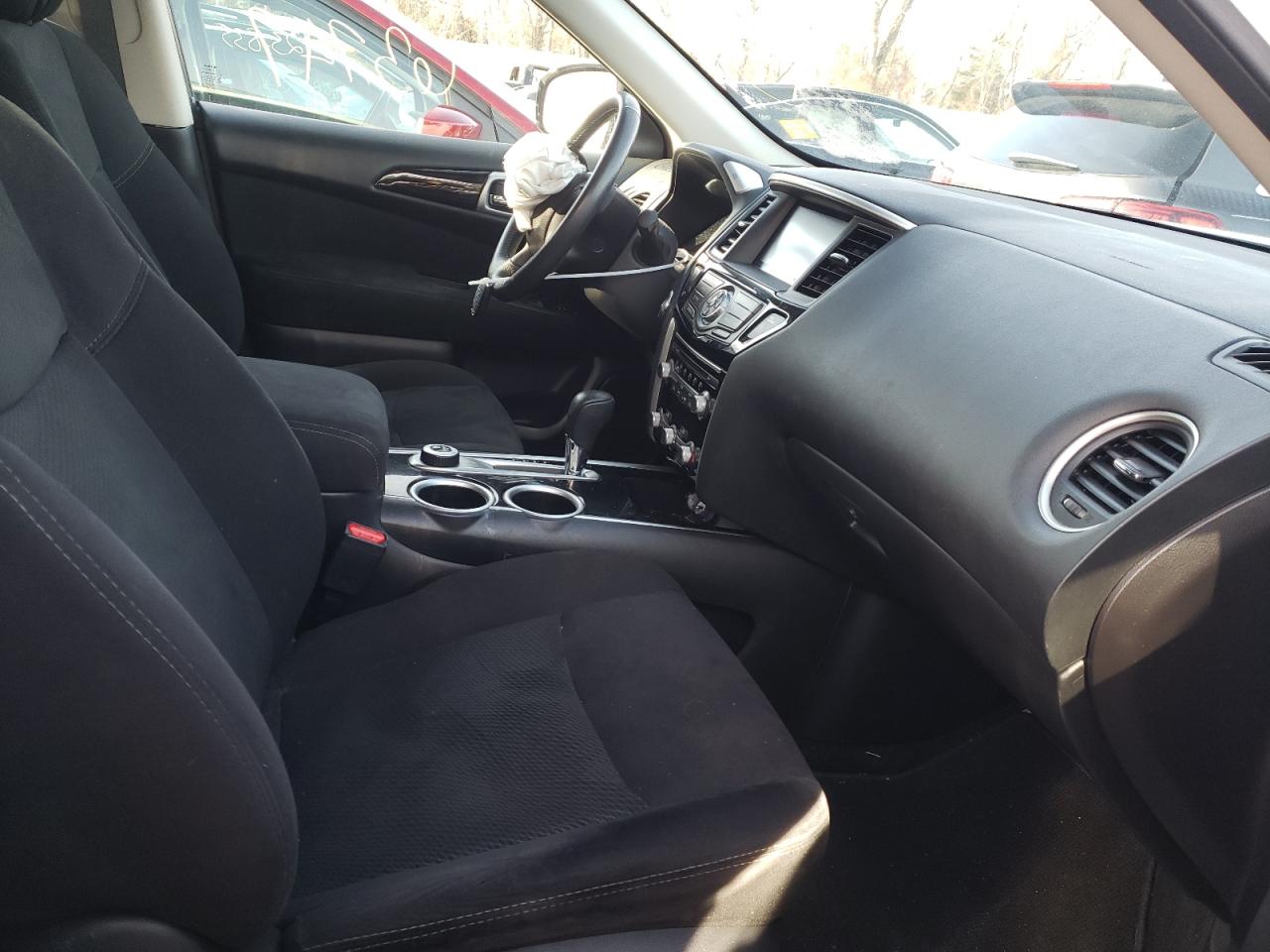 Photo 5 from auction – 2015 NISSAN PATHFINDER with VIN 5N1AR2MM5FC720027