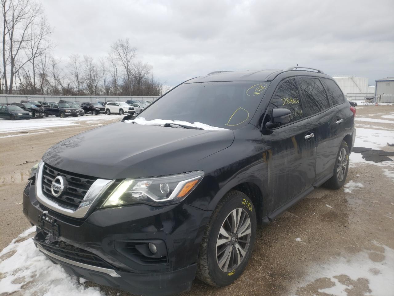 Photo 2 from auction – 2017 NISSAN PATHFINDER with VIN 5N1DR2MN5HC697924