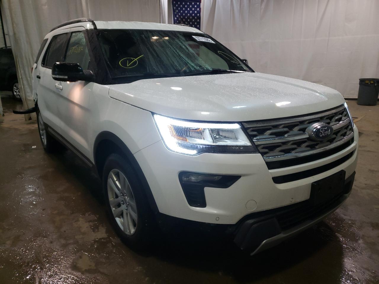 FORD EXPLORER X 2018 with VIN 1FM5K8D83JGC89989 - Photo from auction