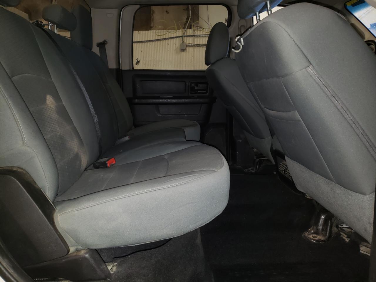 Photo 6 from auction – 2014 RAM 3500 ST with VIN 3C63R3GL9EG124718