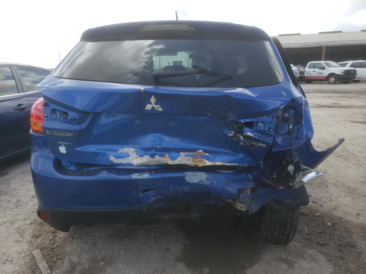 Фото 9 с аукциона – 2015 MITSUBISHI OUTLANDER с VIN 4A4AP3AU9FE047468