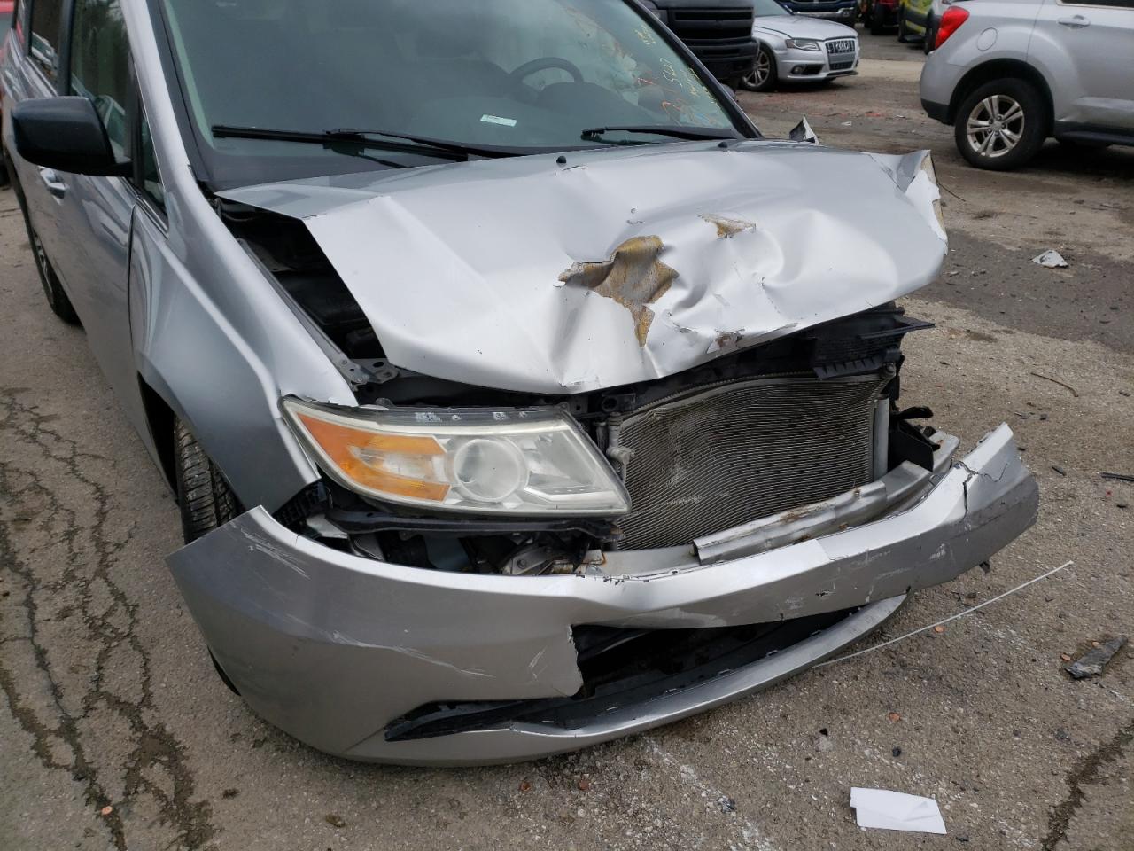 Photo 9 from auction – 2011 HONDA ODYSSEY EX with VIN 5FNRL5H6XBB012200