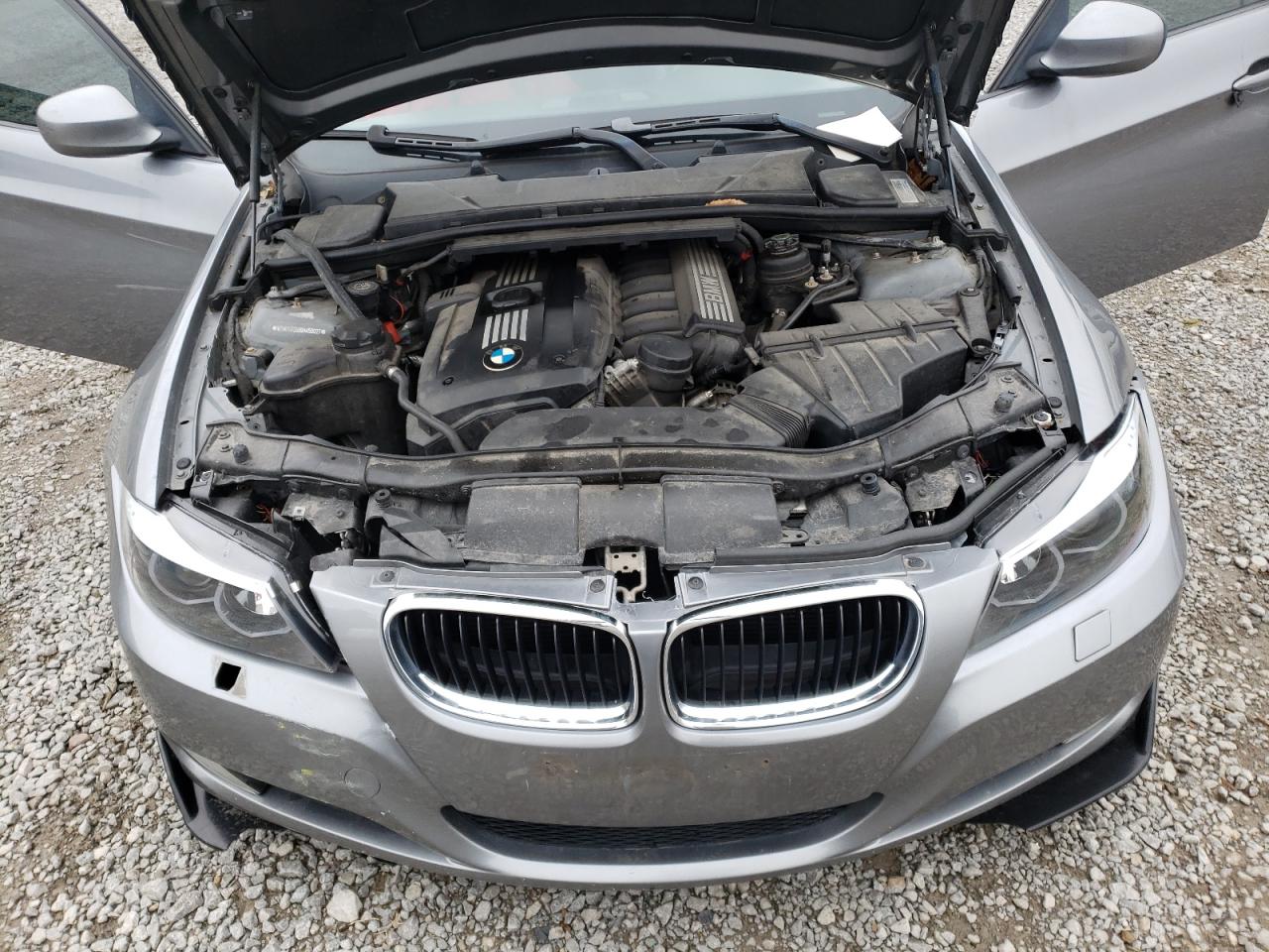 Photo 7 from auction – 2009 BMW 328 XI with VIN WBAPK73539A450027
