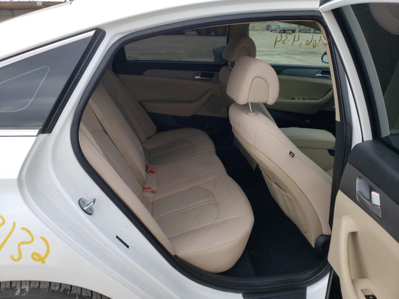 Photo 6 from auction – 2017 HYUNDAI SONATA SE with VIN 5NPE24AF0HH551389