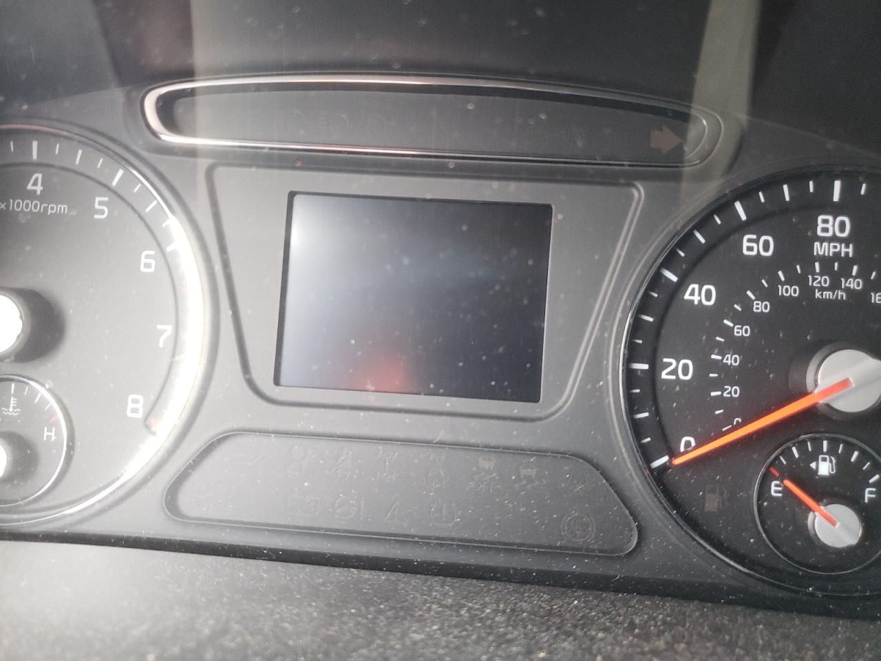 Photo 8 from auction – 2017 KIA SORENTO LX with VIN 5XYPGDA34HG248767