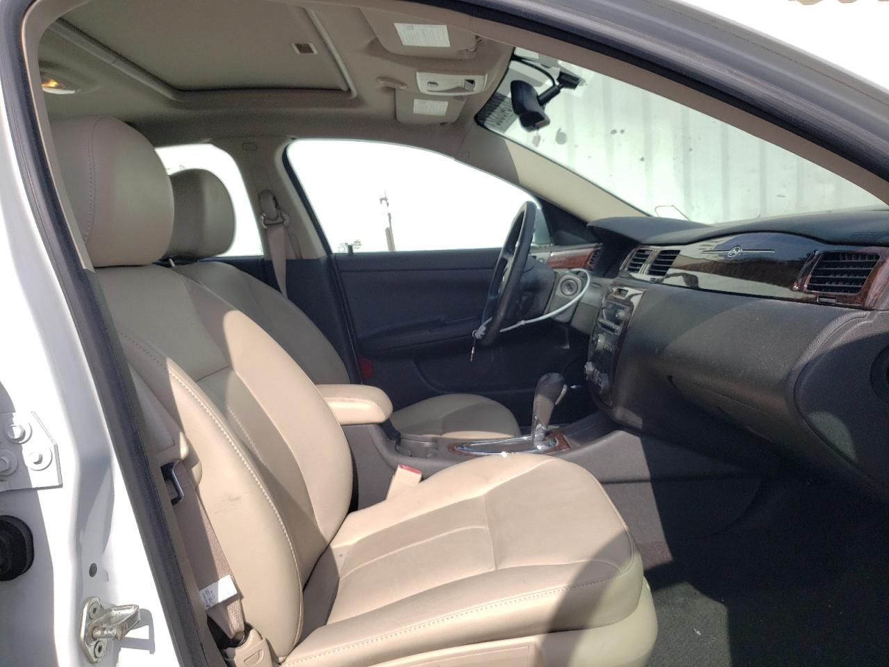 Photo 5 from auction – 2014 CHEVROLET IMPALA LIM with VIN 2G1WC5E3XE1141549