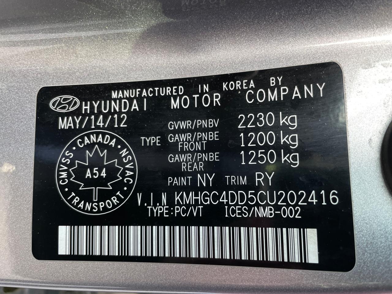 Photo 10 from auction – 2012 HYUNDAI GENESIS 3. with VIN KMHGC4DD5CU202416