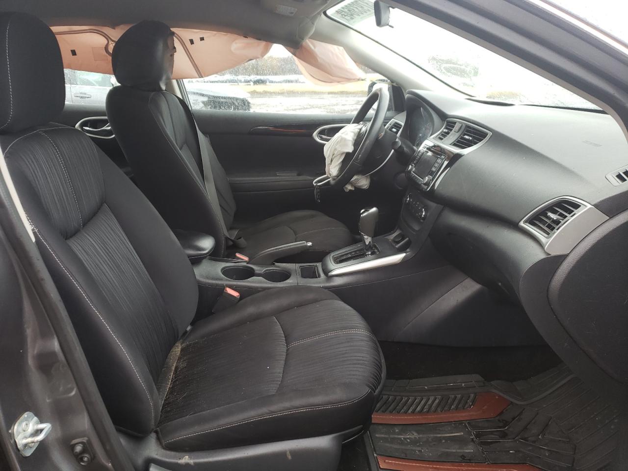 Photo 5 from auction – 2016 NISSAN SENTRA S with VIN 3N1AB7AP9GL668611