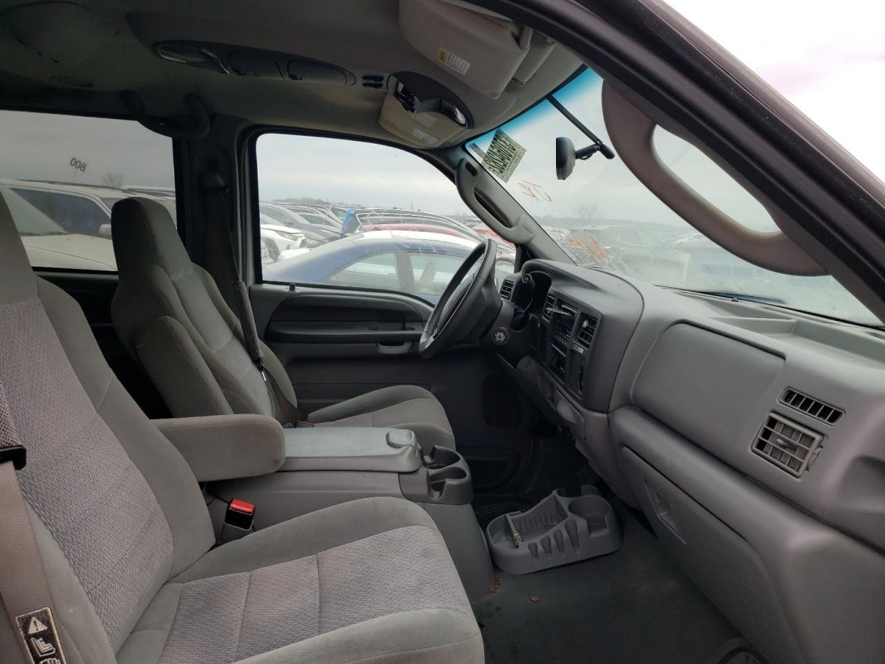 Photo 5 from auction – 2003 FORD EXCURSION with VIN 1FMNU40LX3ED55059