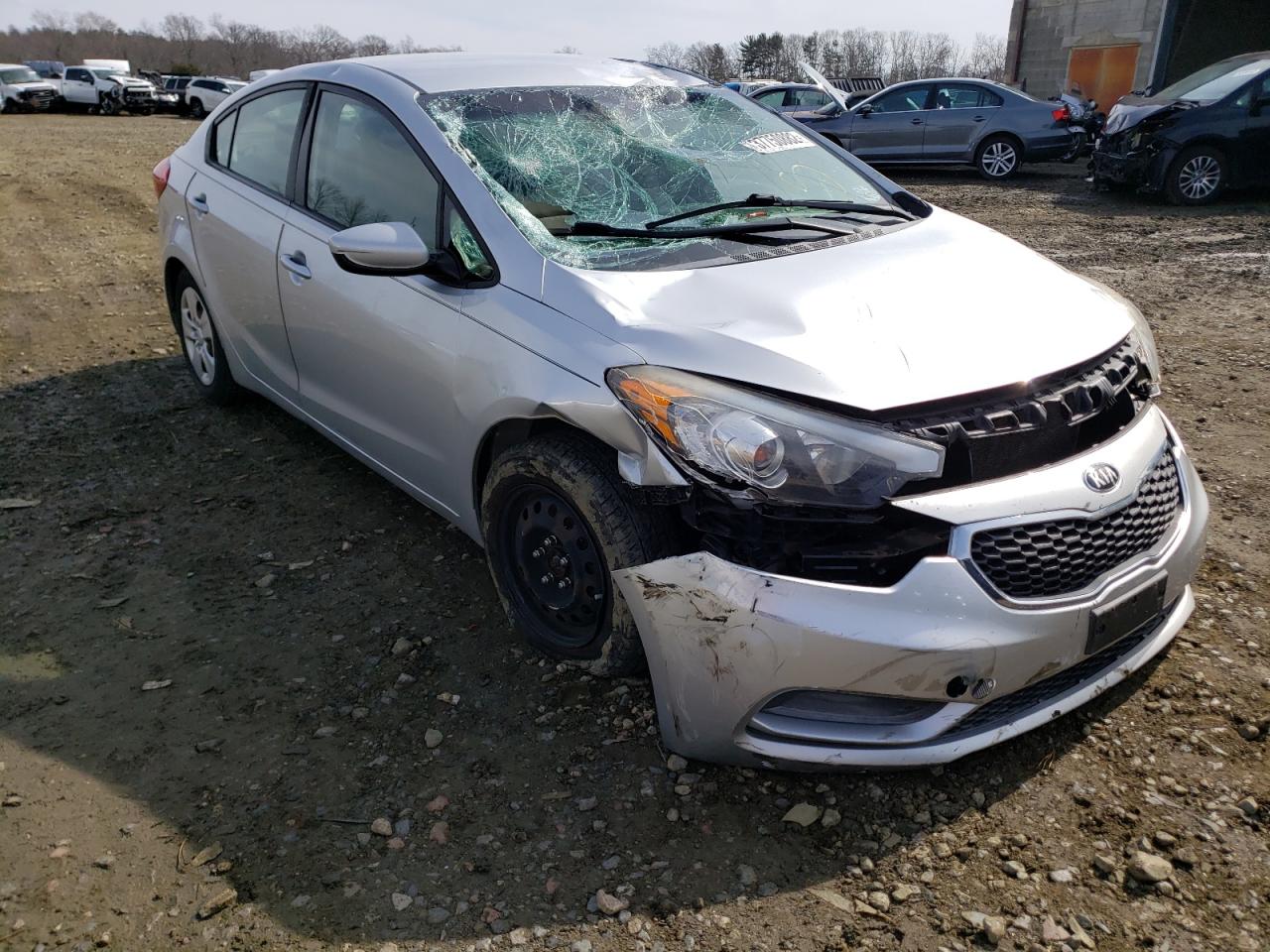 KIA FORTE LX 2015 with VIN KNAFK4A63F5304673 - Photo from auction