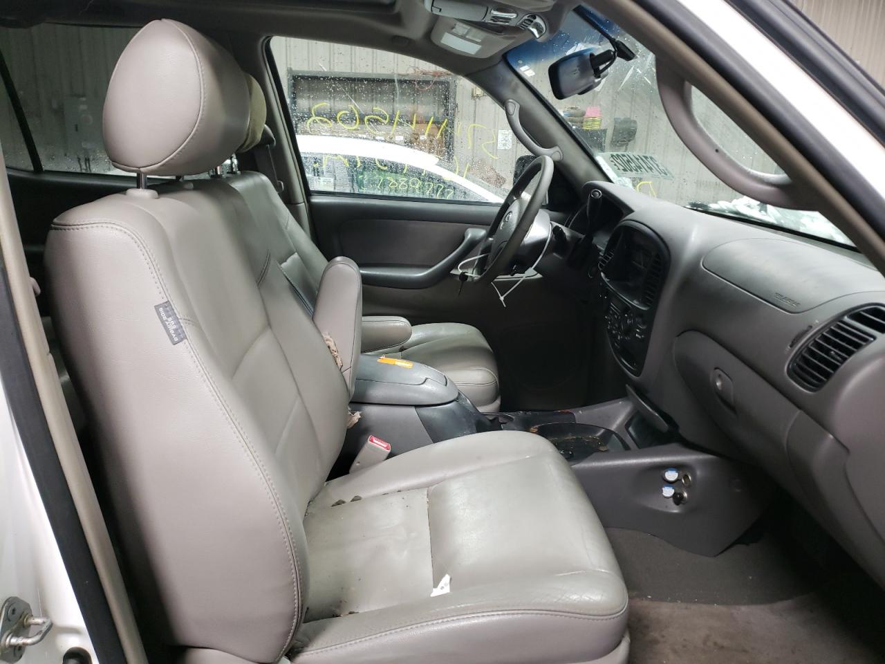 Photo 5 from auction – 2007 TOYOTA SEQUOIA SR with VIN 5TDBT44A47S292348
