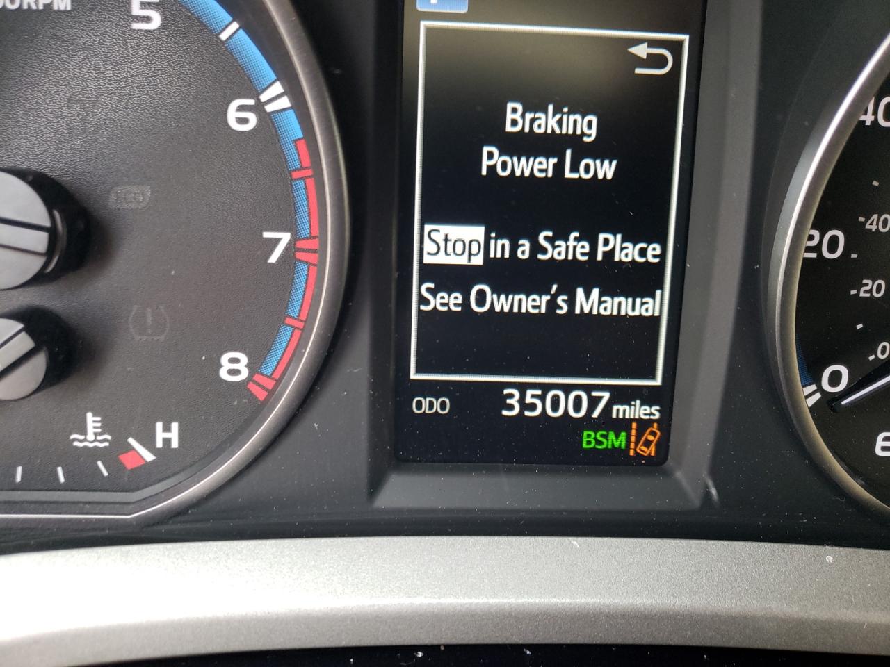 Photo 8 from auction – 2018 TOYOTA RAV4 ADVEN with VIN 2T3RFREV4JW732868
