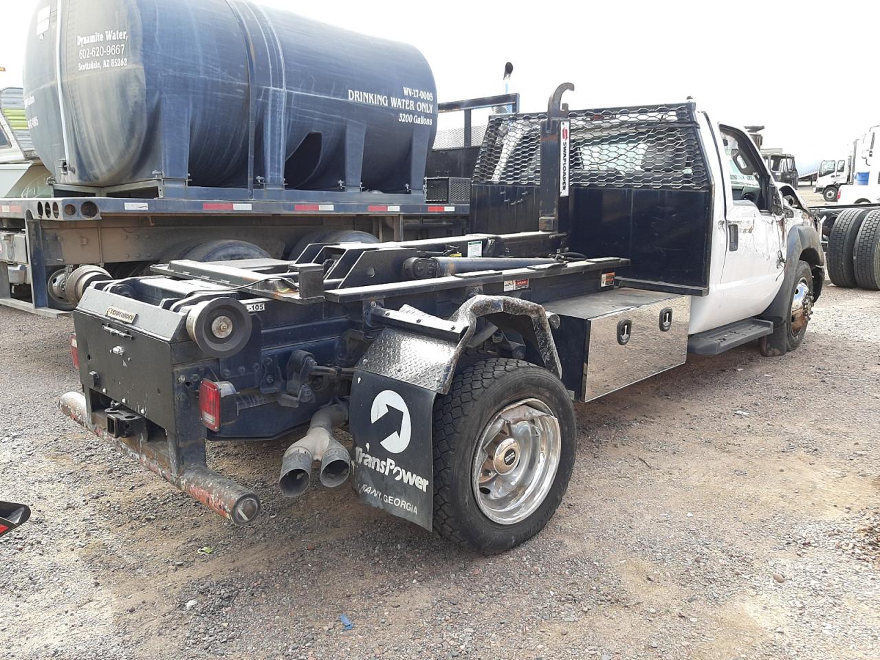 Photo 4 from auction – 2015 FORD F550 SUPER with VIN 1FDUF5HT4FEB62412