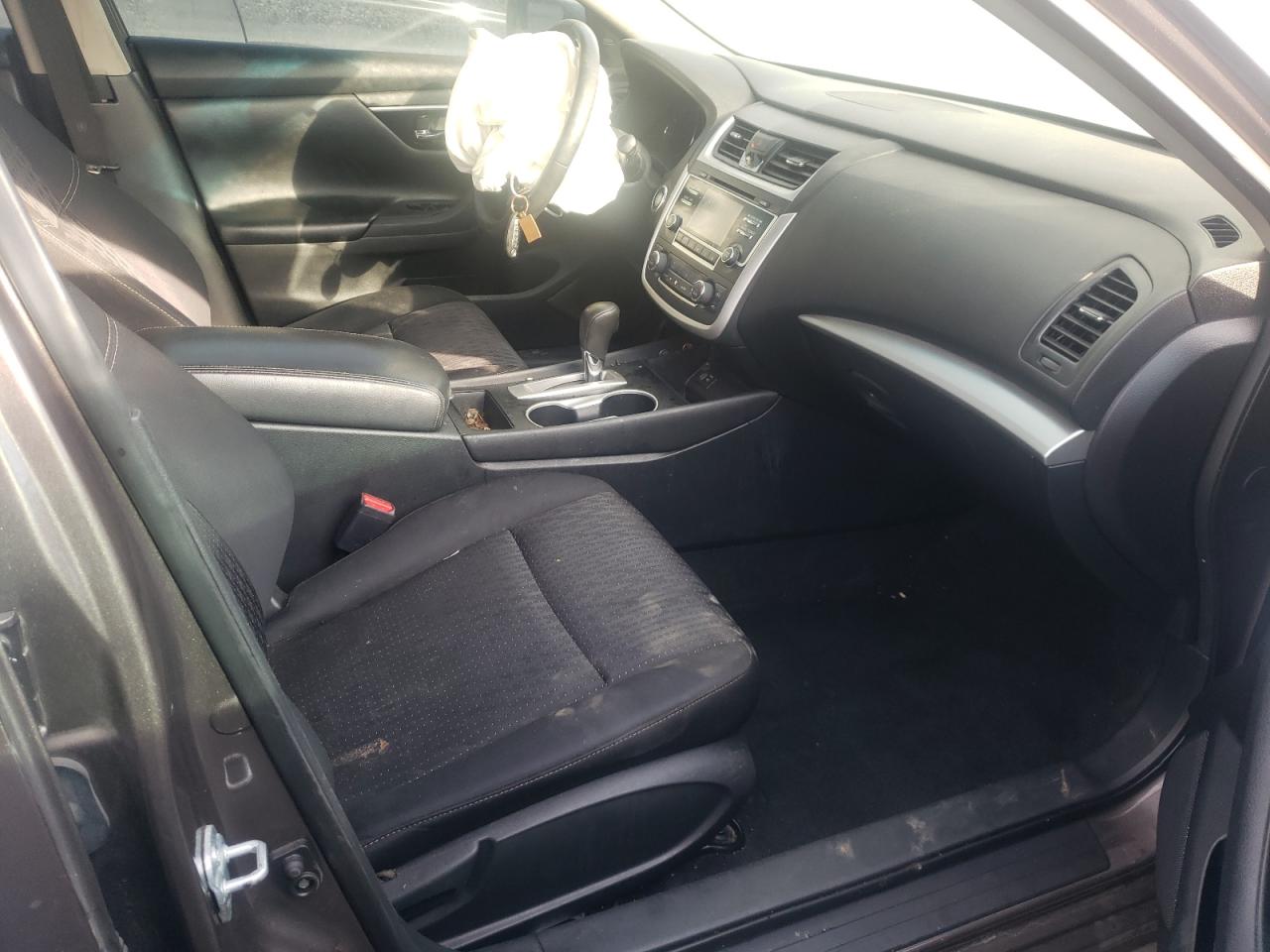 Photo 5 from auction – 2017 NISSAN ALTIMA 2.5 with VIN 1N4AL3AP6HC156813