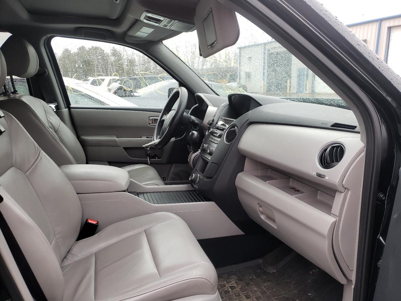 Photo 5 from auction – 2014 HONDA PILOT EXLN with VIN 5FNYF4H74EB048376