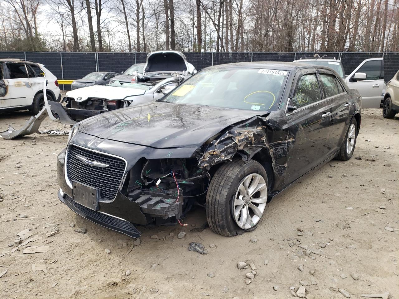 Photo 2 from auction – 2015 CHRYSLER 300 LIMITE with VIN 2C3CCAAG3FH849103