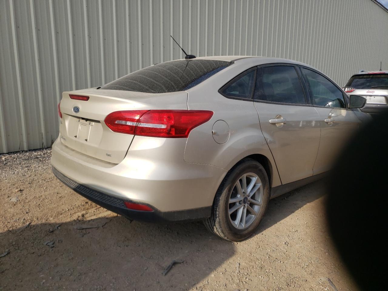 Photo 4 from auction – 2017 FORD FOCUS SE with VIN 1FADP3F22HL210199