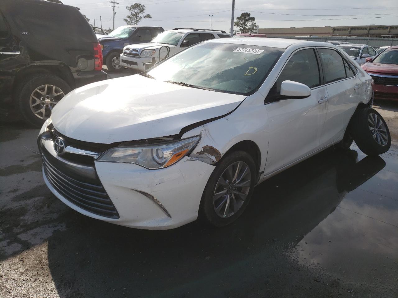 Photo 2 from auction – 2016 TOYOTA CAMARY with VIN 4T4BF1FK5GR565970