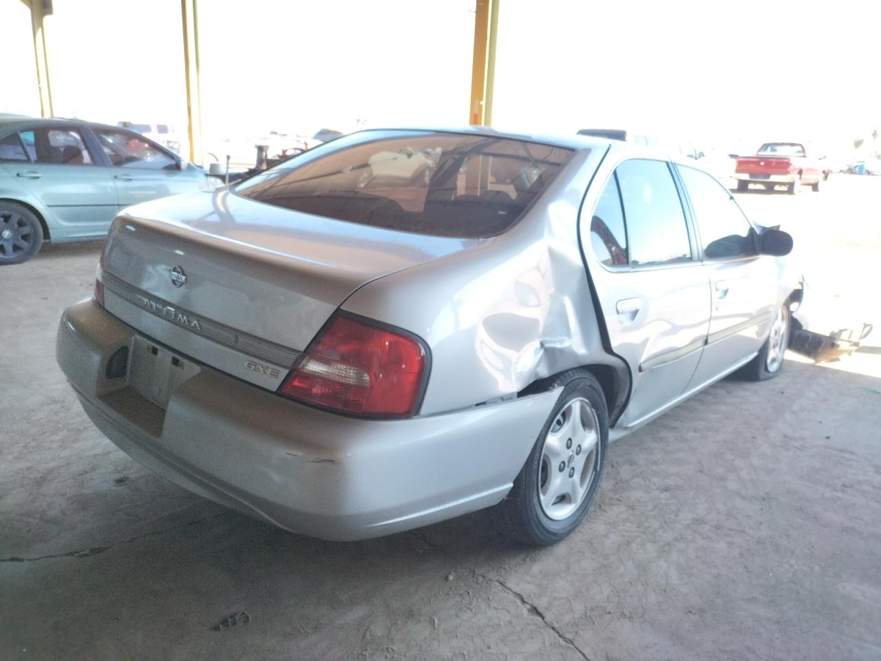 Photo 4 from auction – 2000 NISSAN ALTIMA XE with VIN 1N4DL01D2YC110171