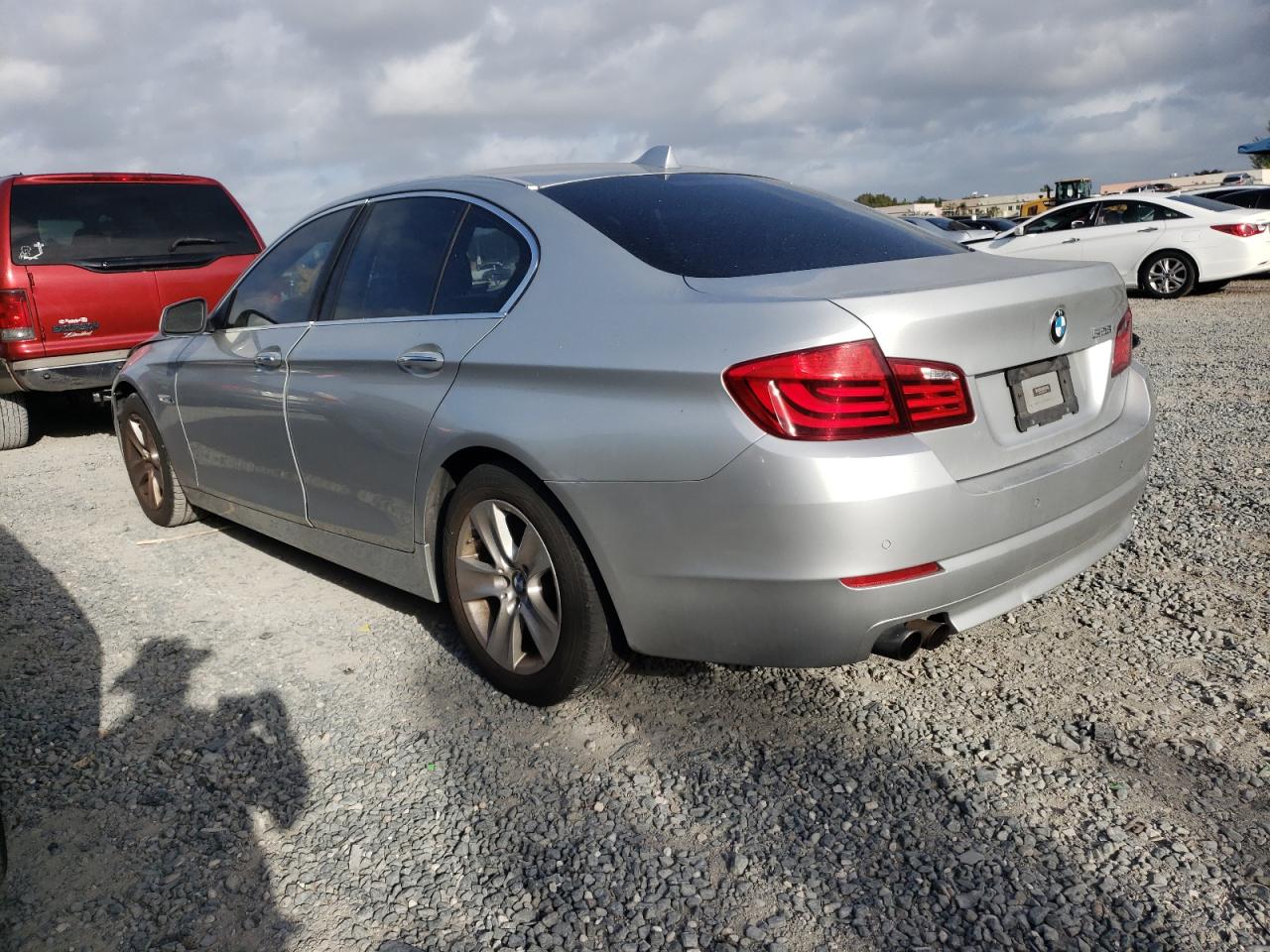 Photo 3 from auction – 2011 BMW 528 I with VIN WBAFR1C55BC749033
