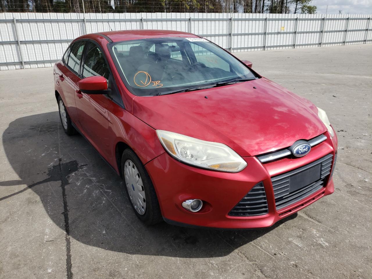 FORD FOCUS SE 2012 with VIN 1FAHP3F23CL124619 - Photo from auction