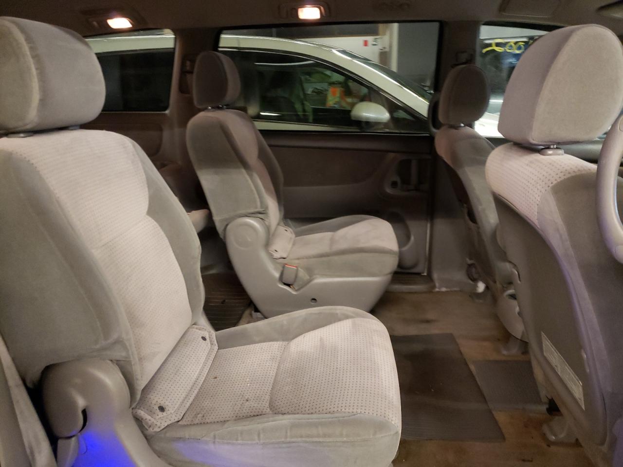 Photo 6 from auction – 2008 TOYOTA SIENNA CE with VIN 5TDZK23C28S127053